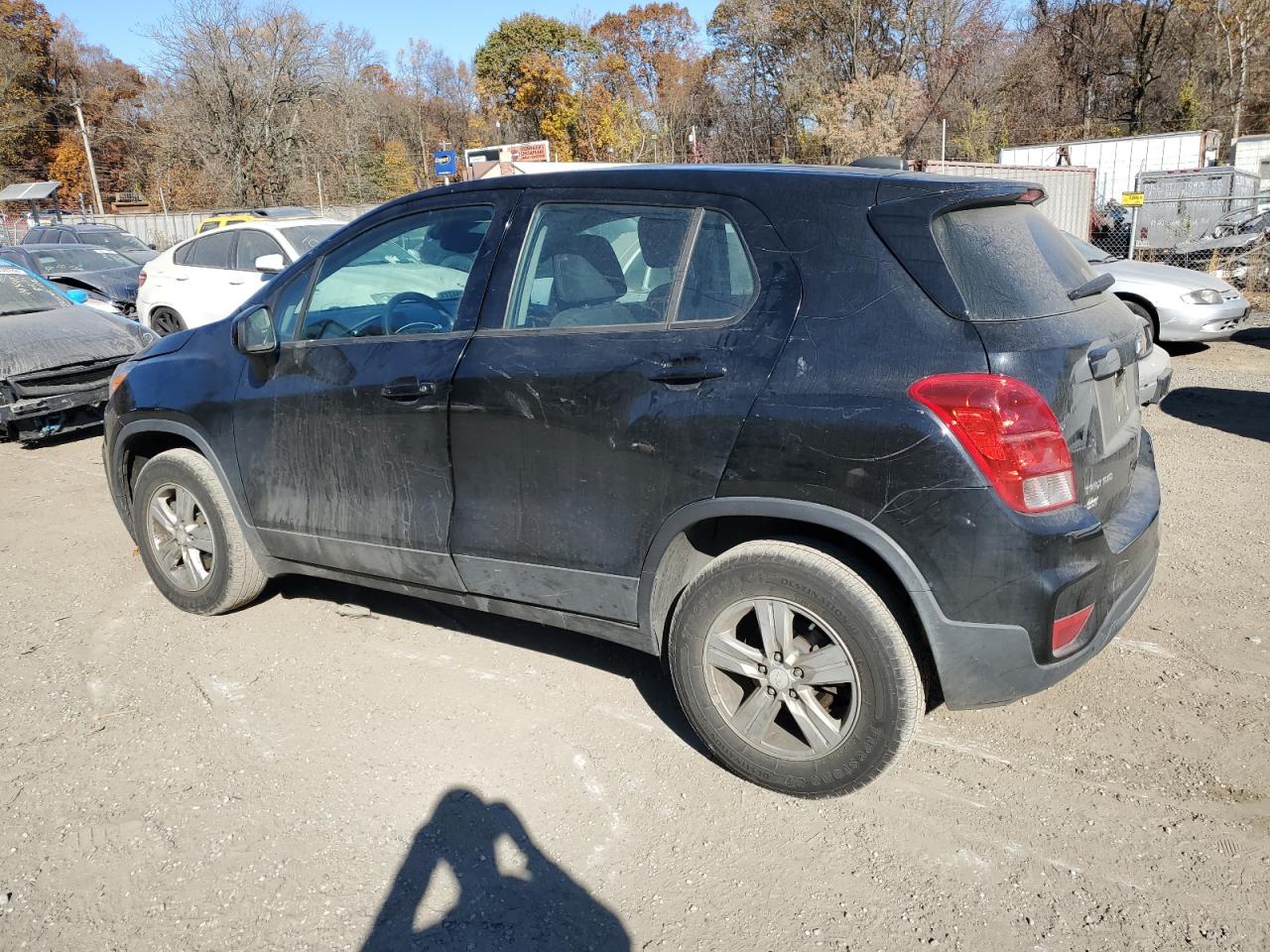 2018 Chevrolet Trax - Image 2