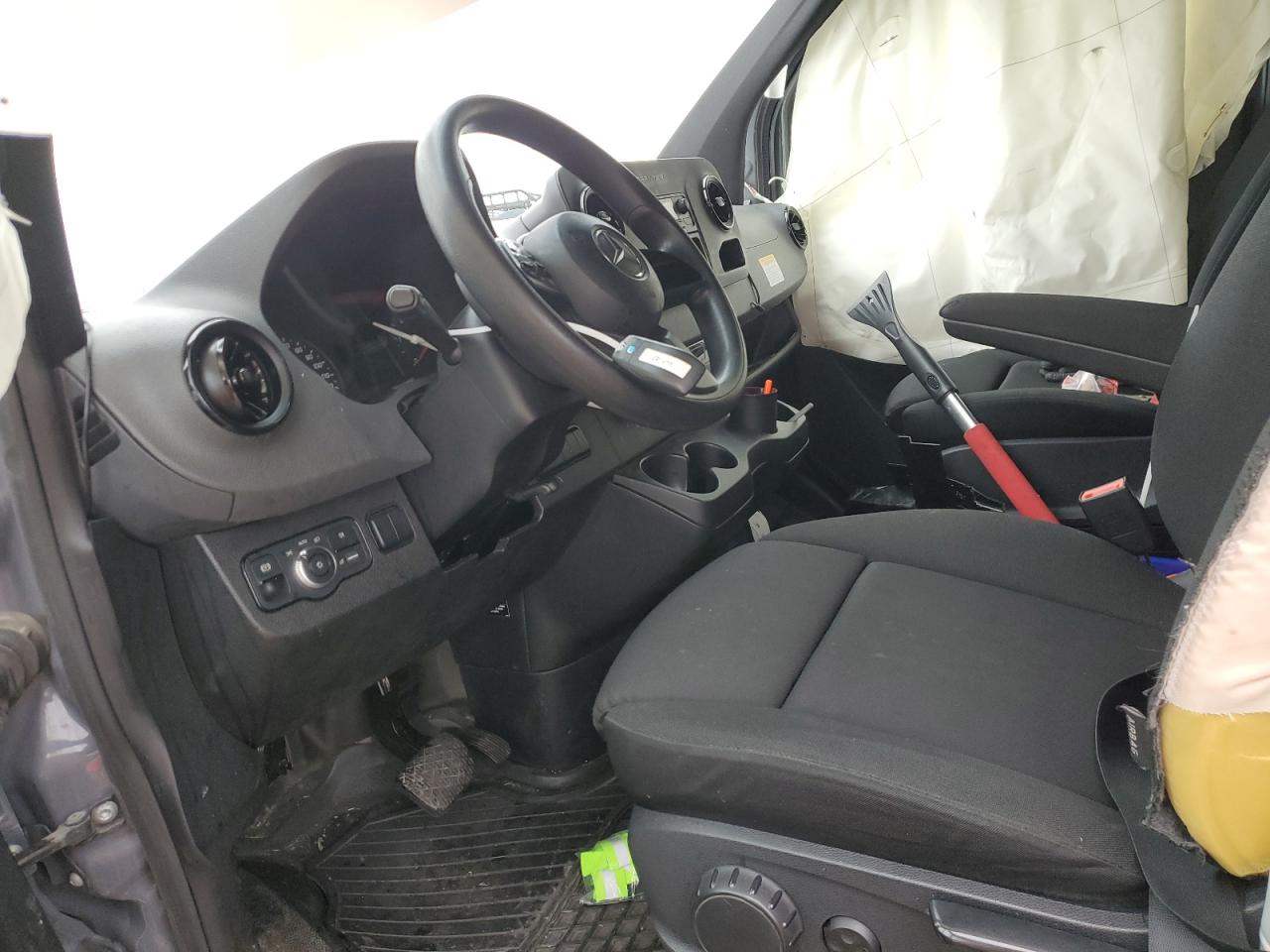 2020 Mercedes-Benz Sprinter - Image 7