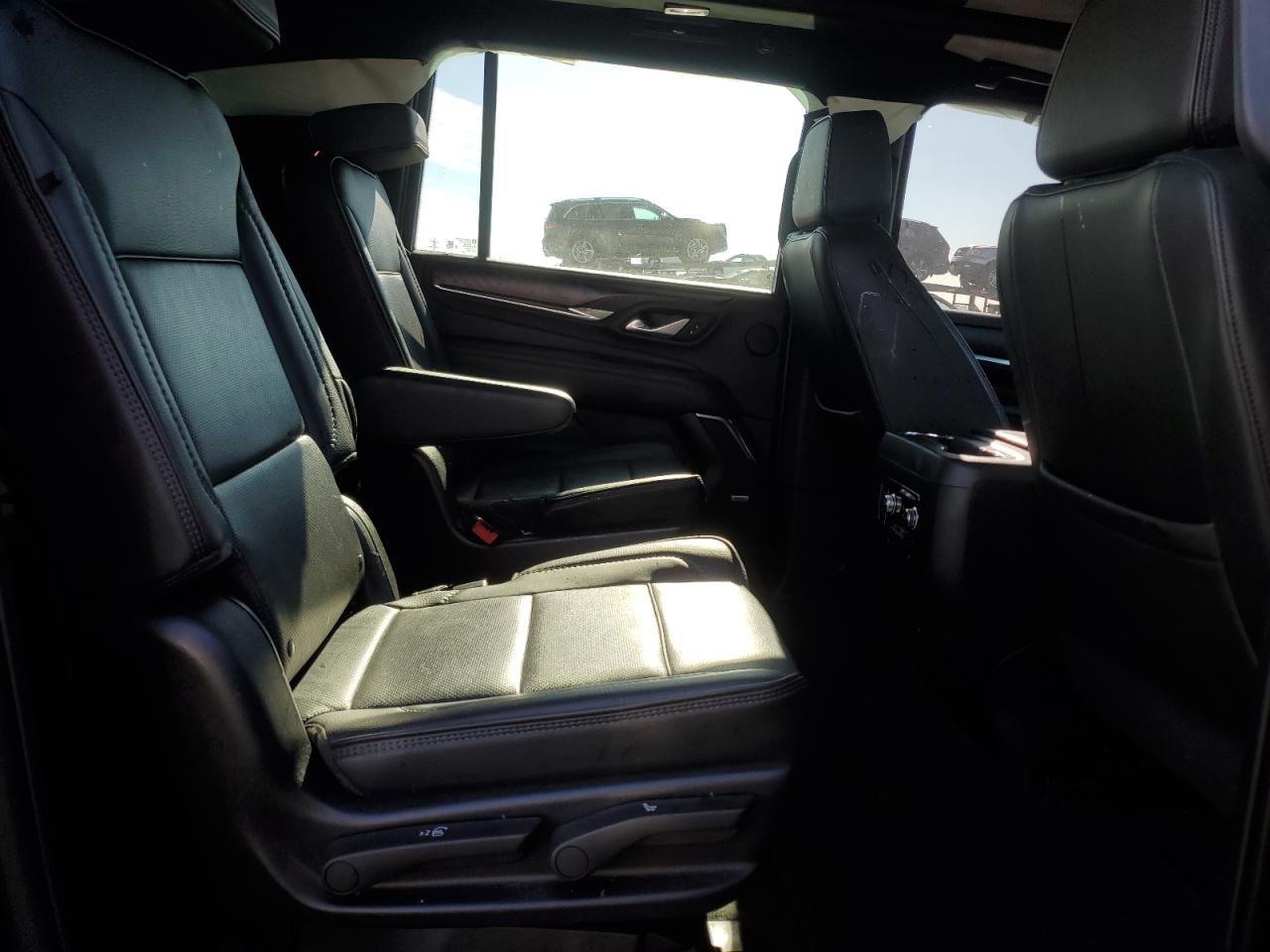 2022 GMC Yukon Xl Denali VIN: 1GKS2JKL3NR298504 Lot: 79811524