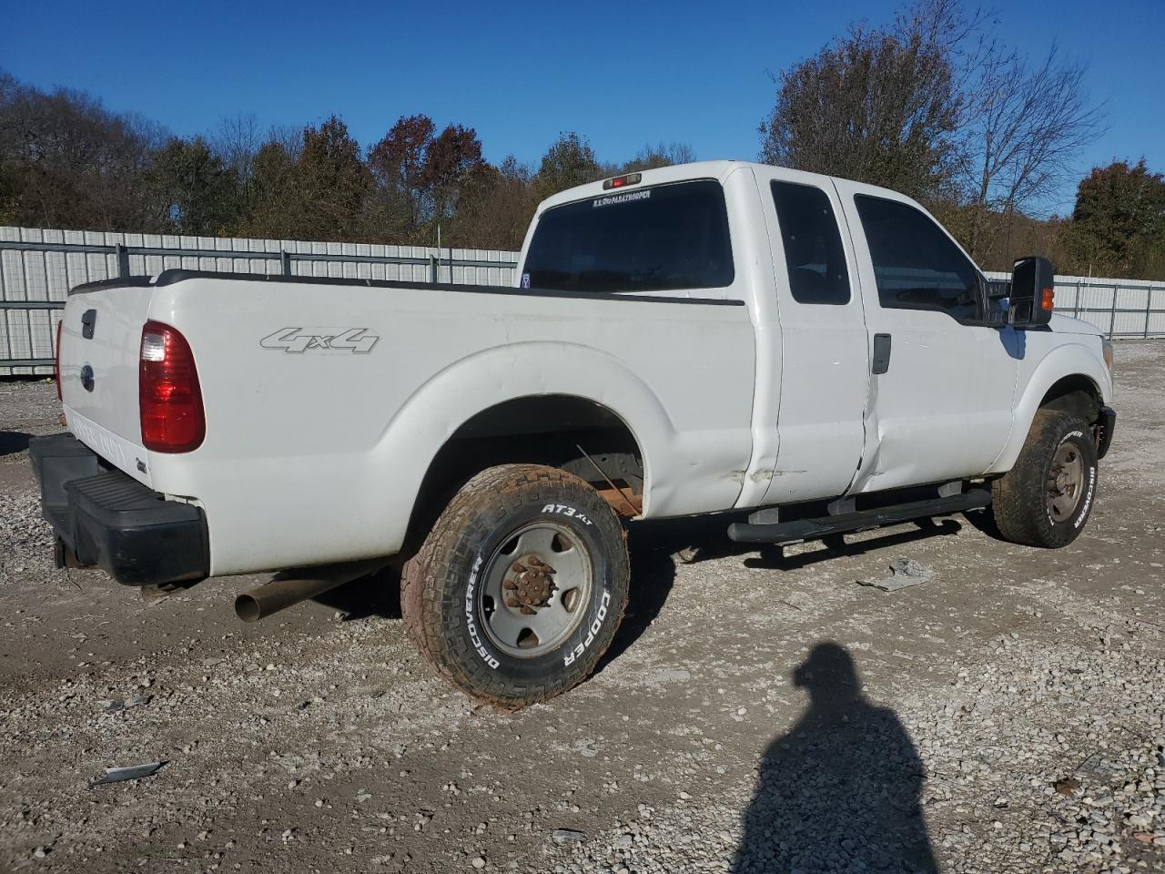 2011 Ford F250 - Image 3