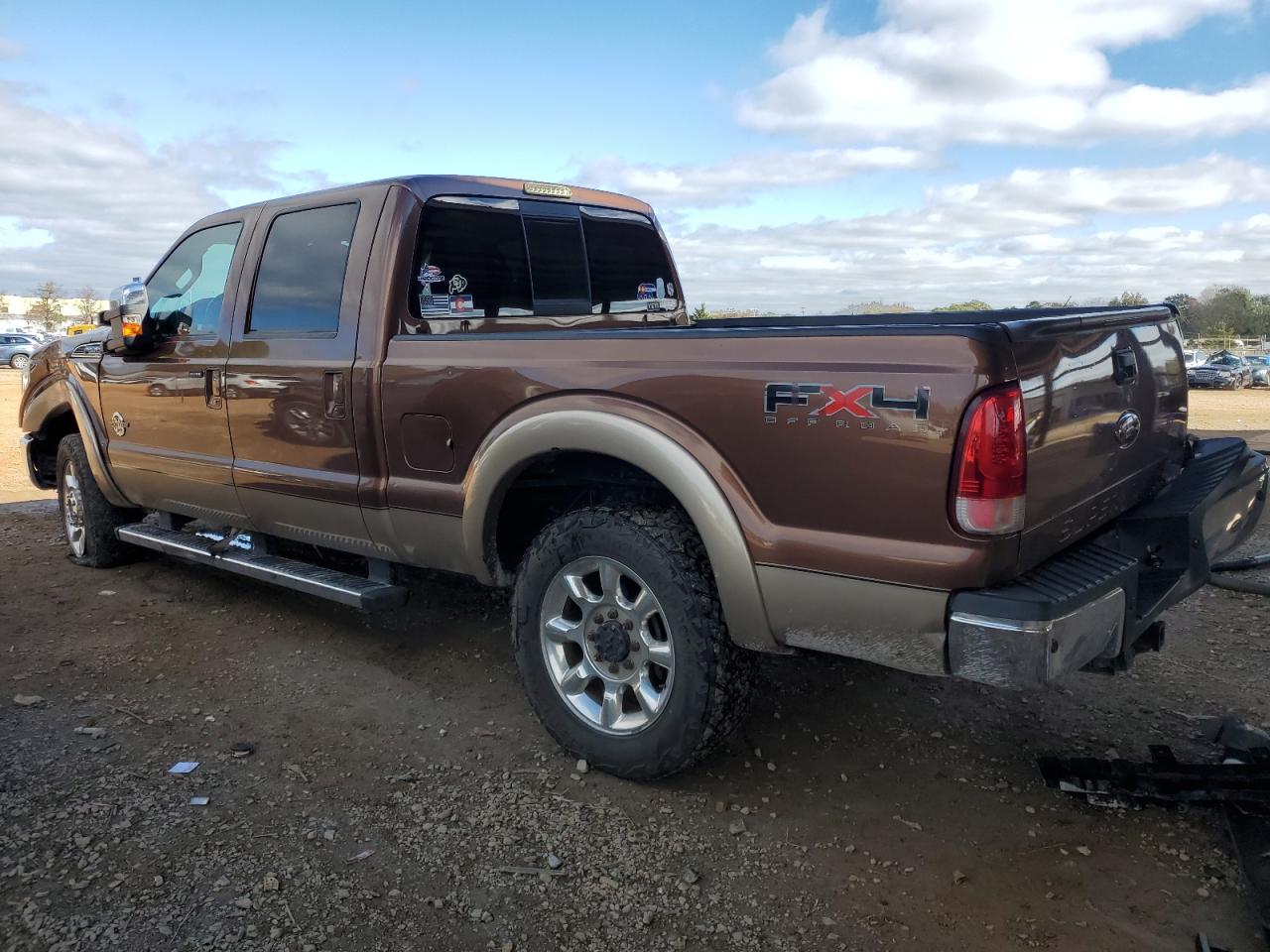 2011 Ford F250 - Image 2