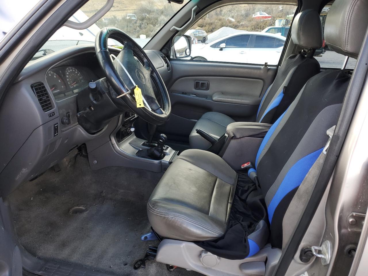 2002 Toyota 4Runner - Image 7