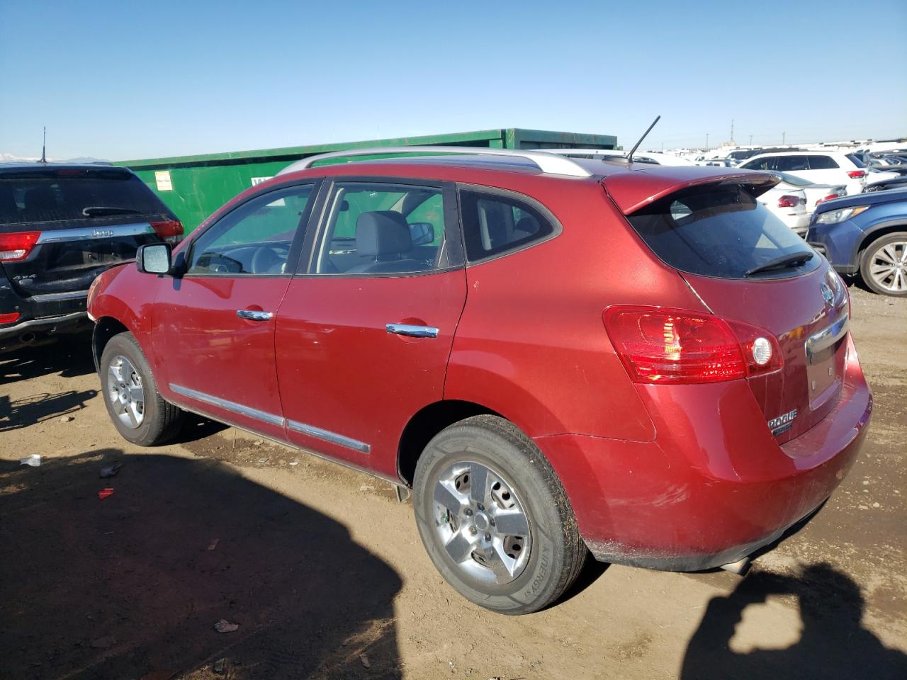 2015 Nissan Rogue - Image 2