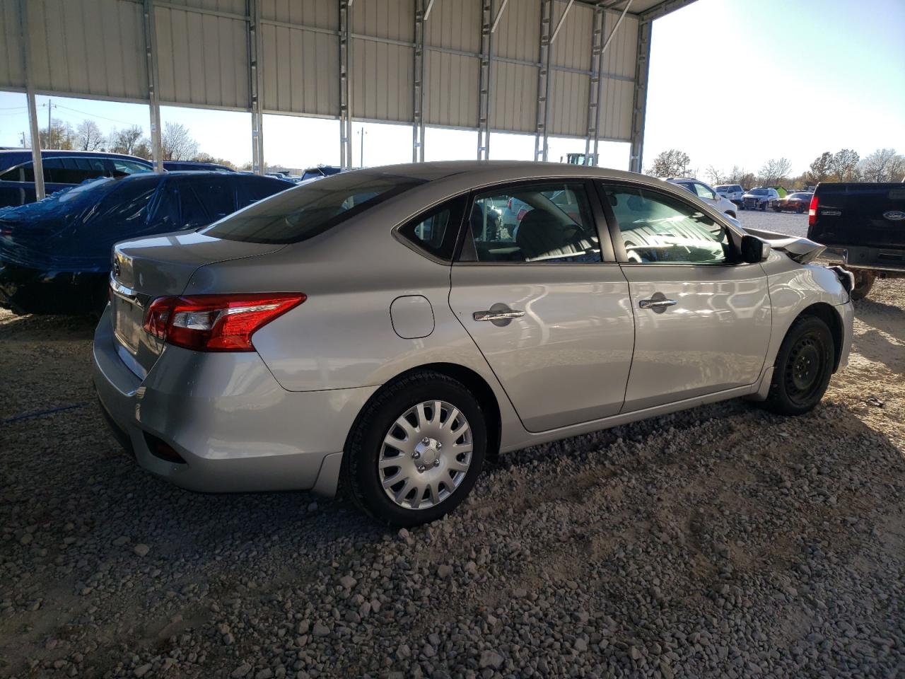 2018 Nissan Sentra - Image 3