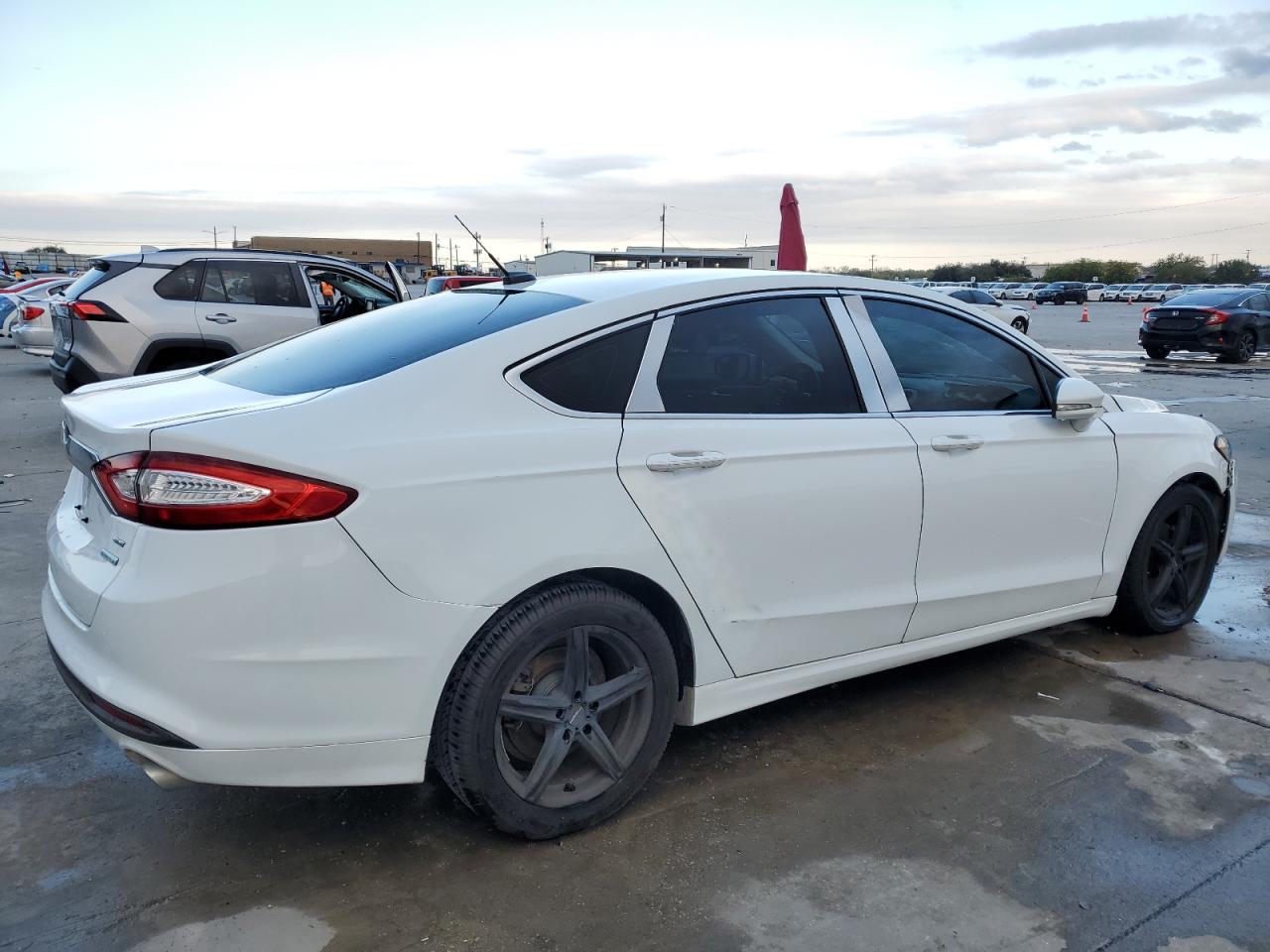 VIN 3FA6P0HD8GR217289 2016 FORD FUSION no.3