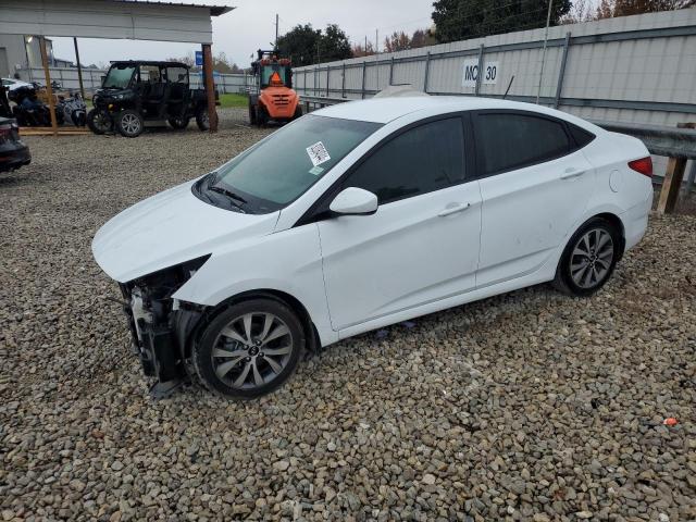 HYUNDAI ACCENT 2017 Белый