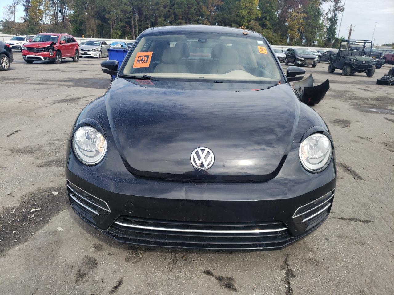 2018 Volkswagen Beetle - Image 5