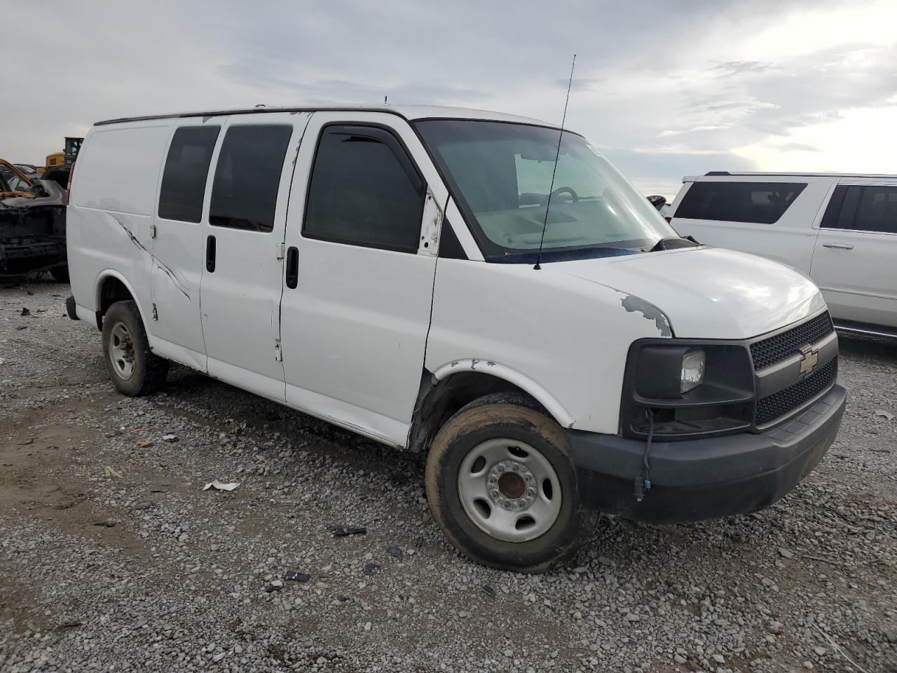 2007 Chevrolet Express - Image 4