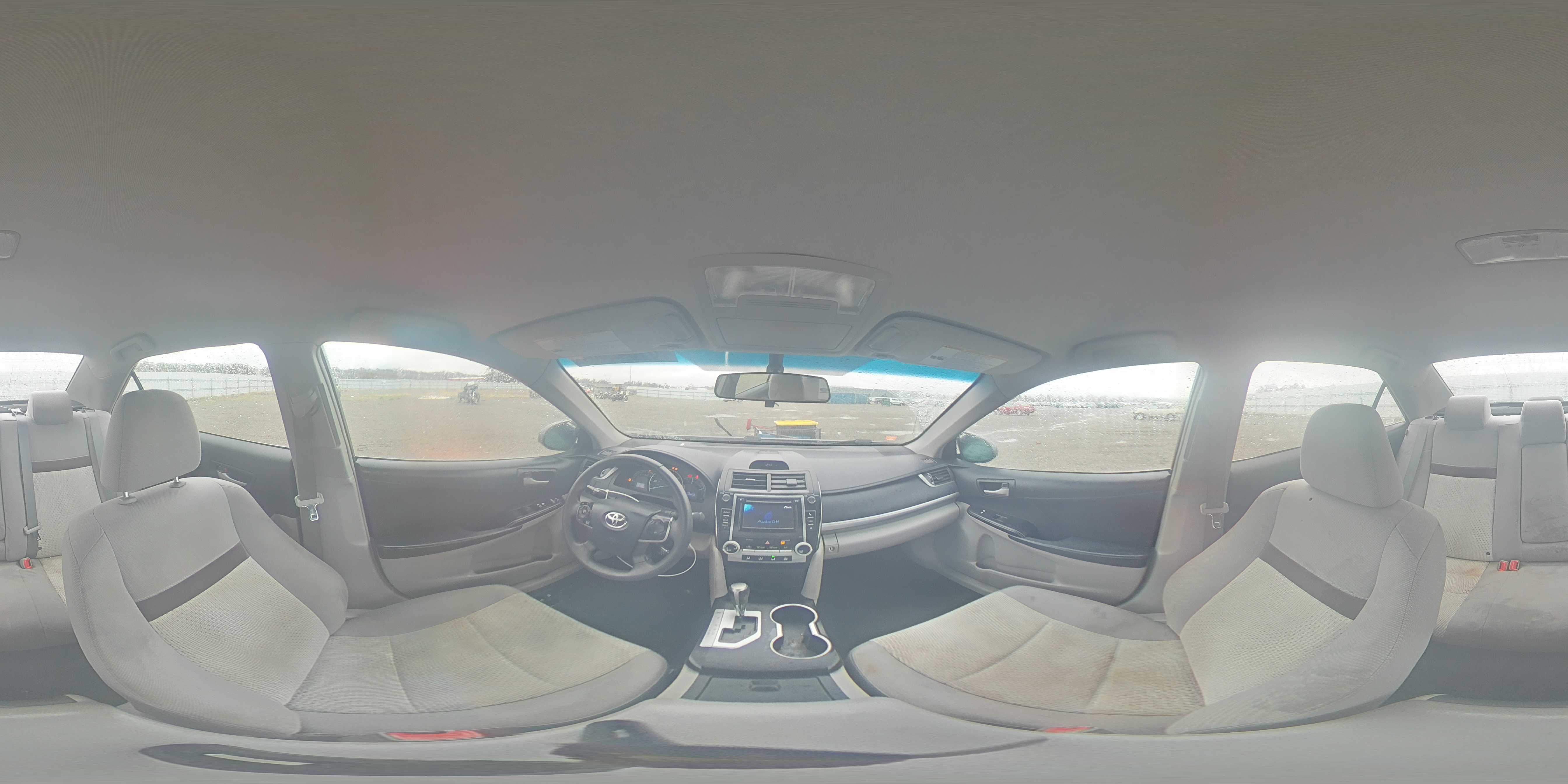 2012 Toyota Camry - Image 13