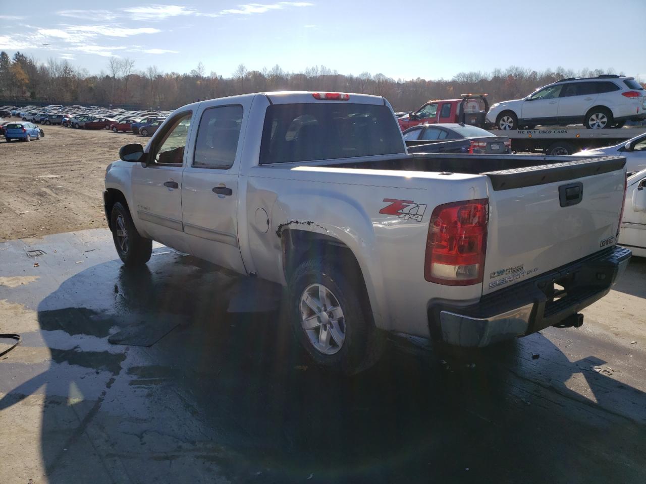 2010 GMC Sierra - Image 2
