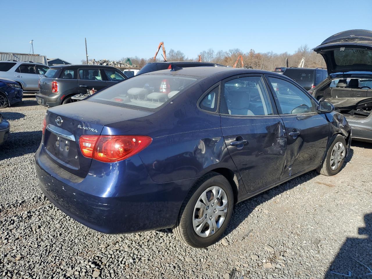 2010 Hyundai Elantra - Image 3