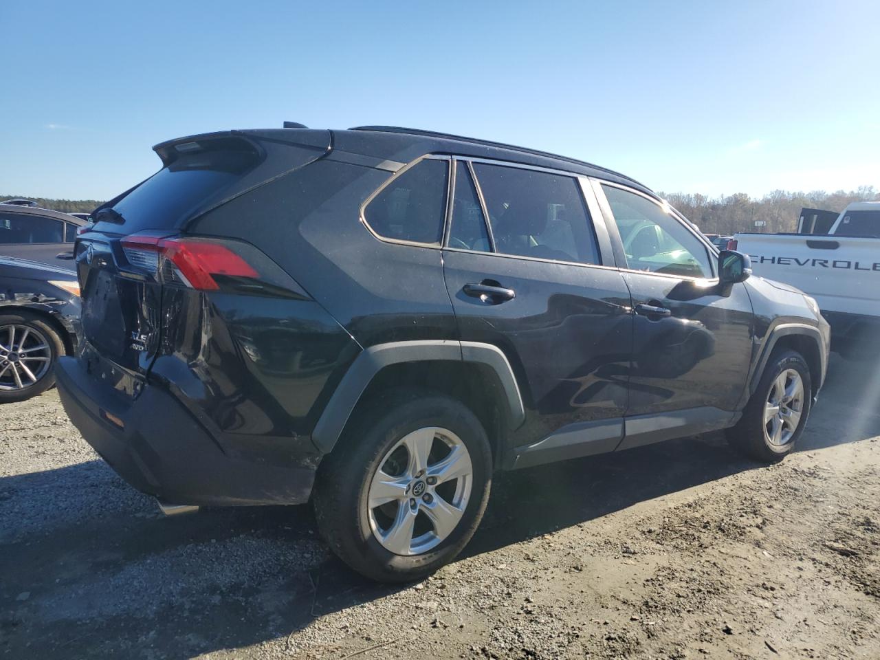 2019 Toyota RAV 4 - Image 3