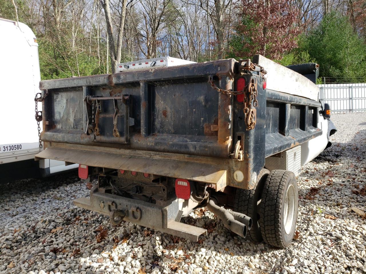 2013 Ford F450 - Image 3