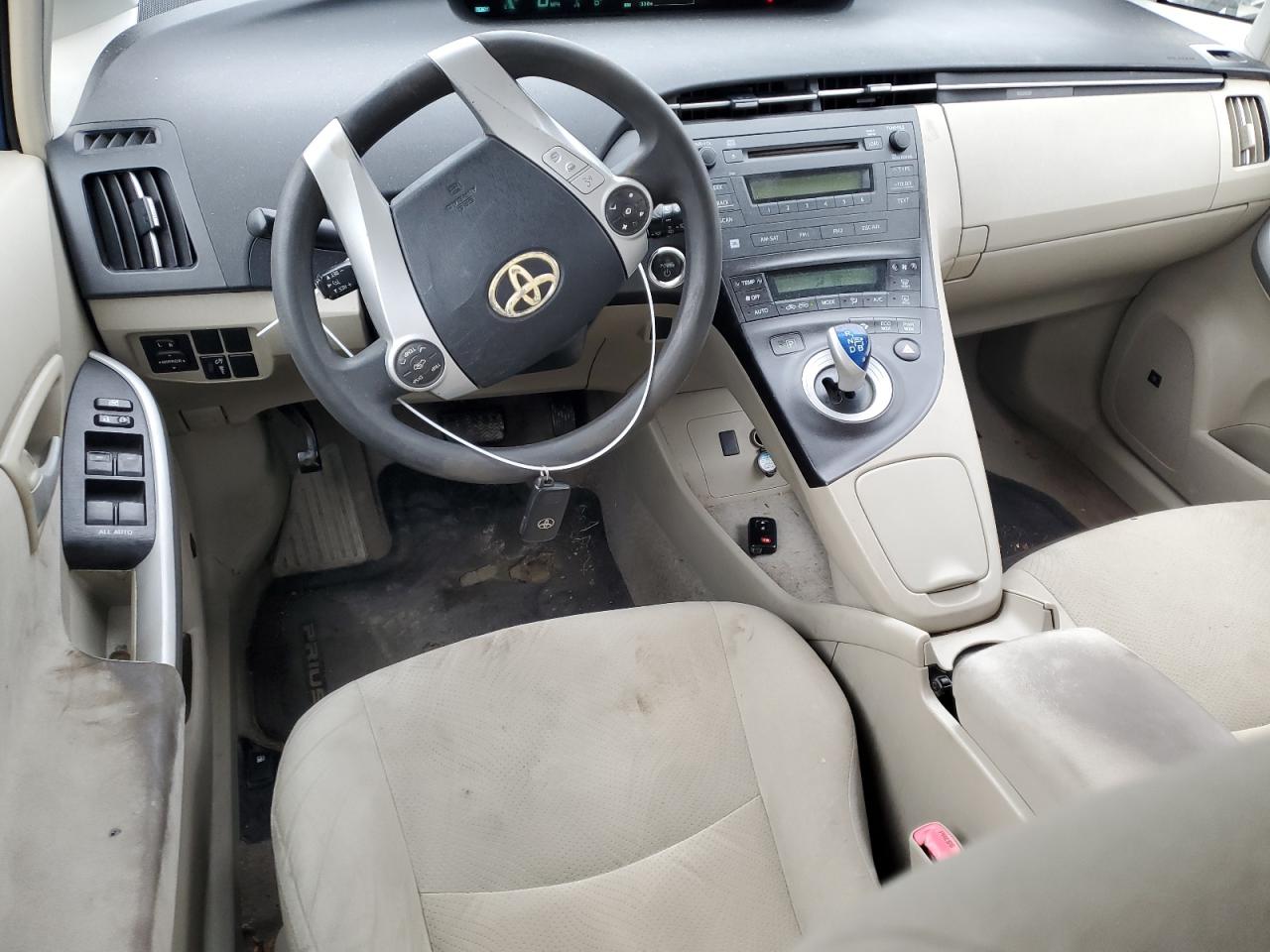 2010 Toyota Prius - Image 8