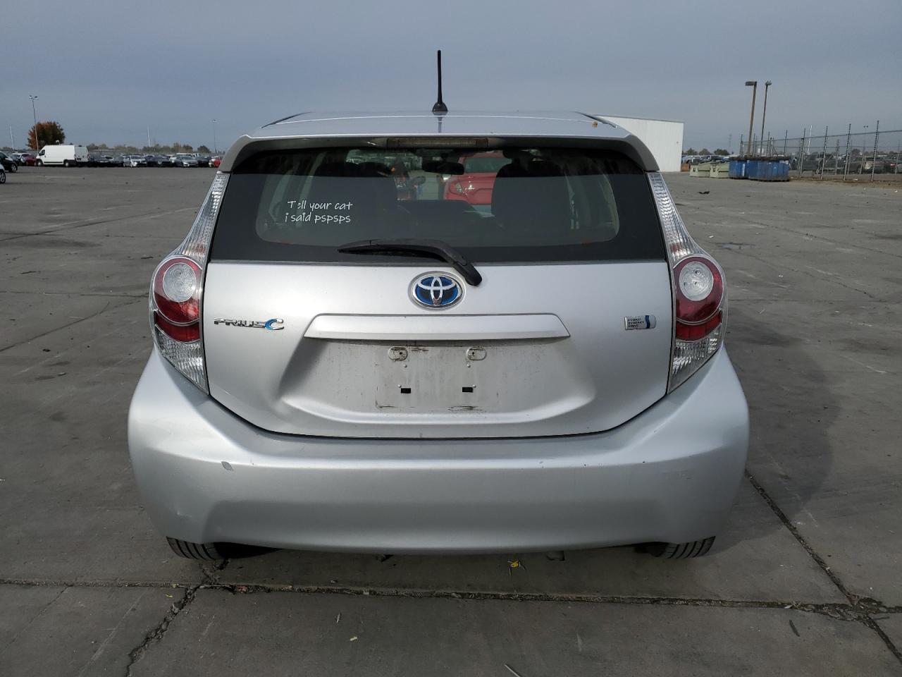 2012 Toyota Prius - Image 6