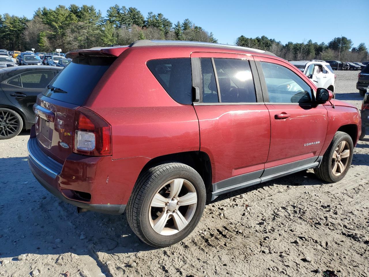 VIN 1C4NJDEB7FD106435 2015 JEEP COMPASS no.3