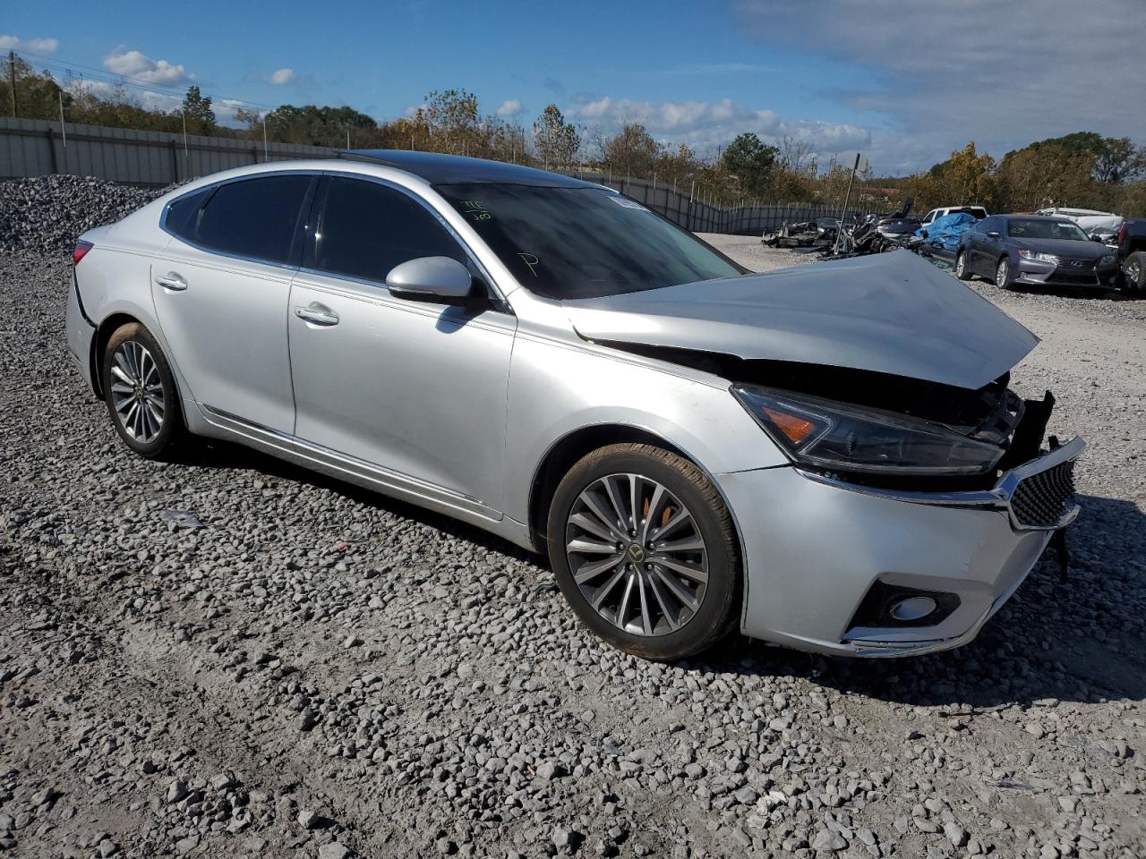 VIN KNALC4J19H5060549 2017 KIA CADENZA no.4