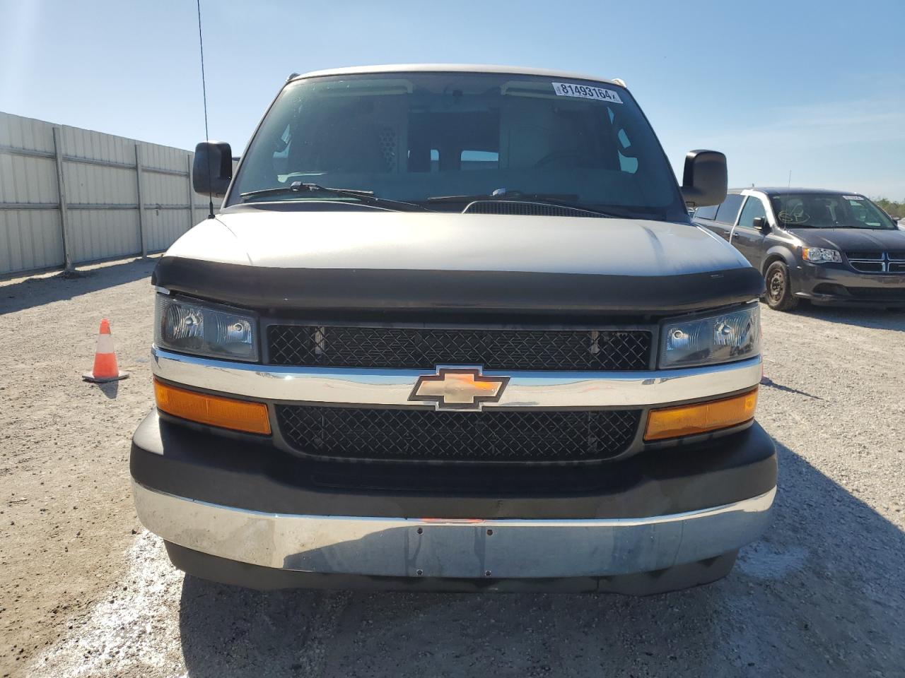 2017 Chevrolet Express - Image 5