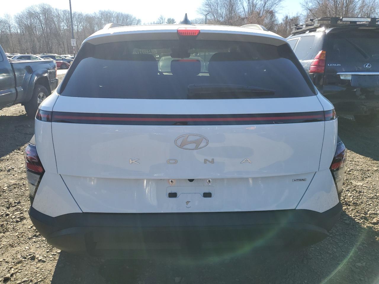 2024 Hyundai Kona Sel VIN: KM8HBCAB7RU172770 Lot: 81492114