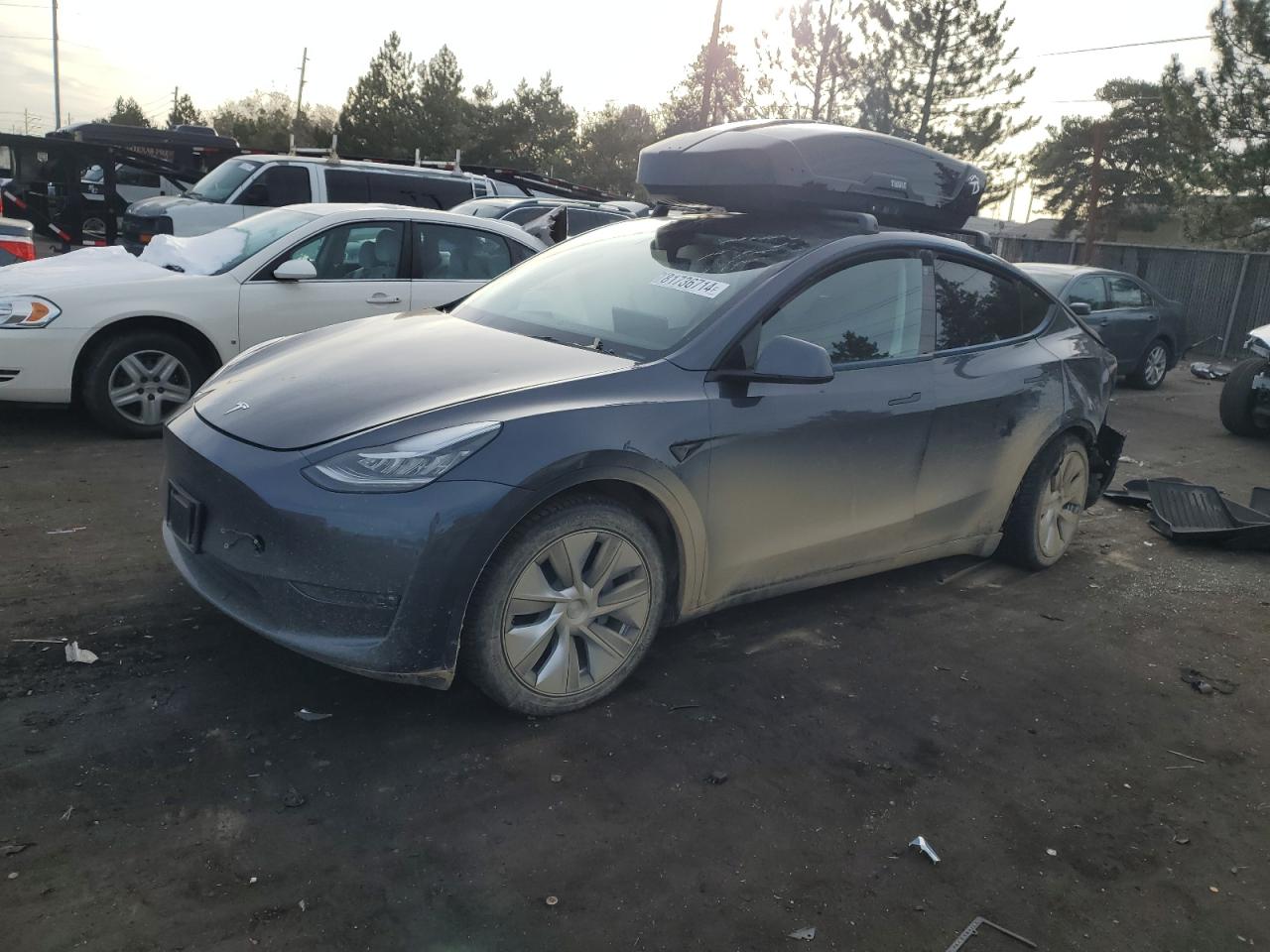 VIN 7SAYGAEE3PF618517 2023 TESLA MODEL Y no.1