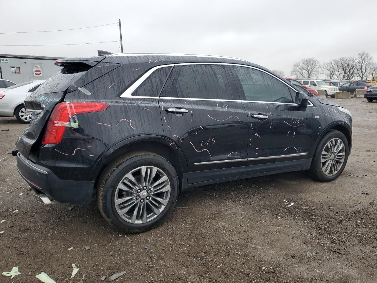2017 Cadillac XT5 - Image 3