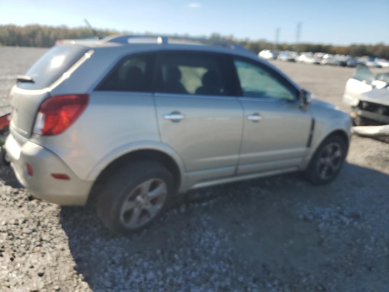 2014 Chevrolet Captiva - Image 3