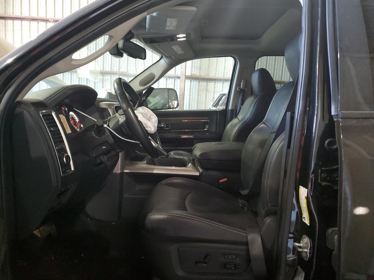 2017 RAM 2500 - Image 7