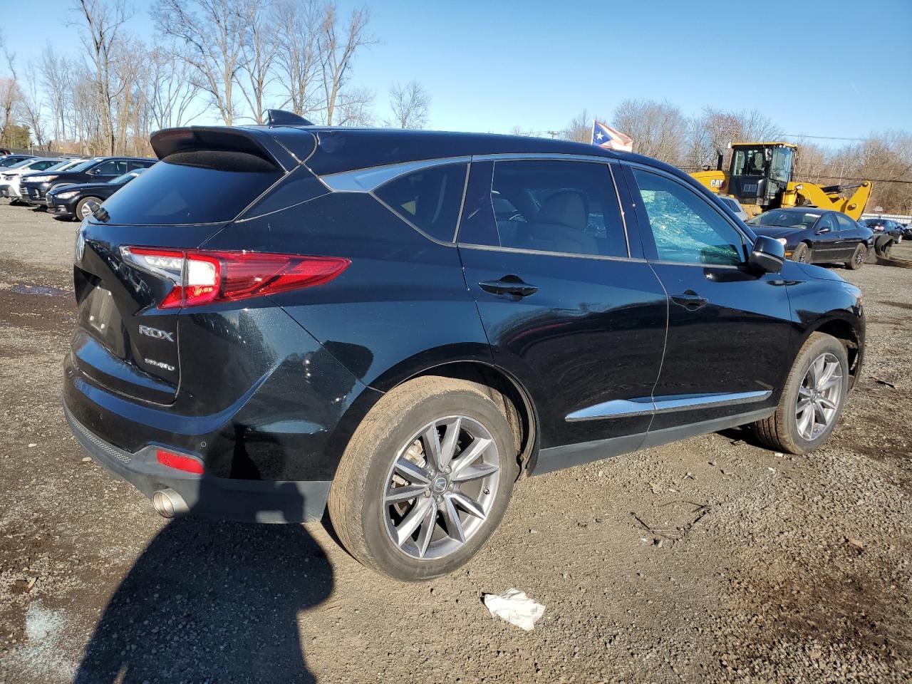 VIN 5J8TC2H58KL022010 2019 ACURA RDX no.3