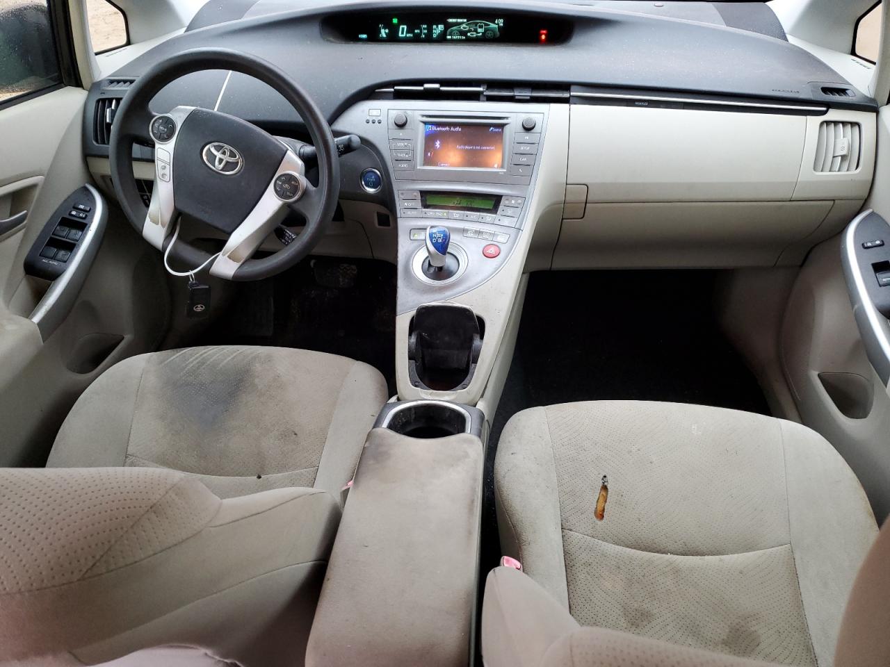 2013 Toyota Prius - Image 8