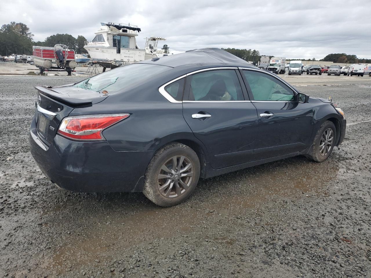 2015 Nissan Altima - Image 3