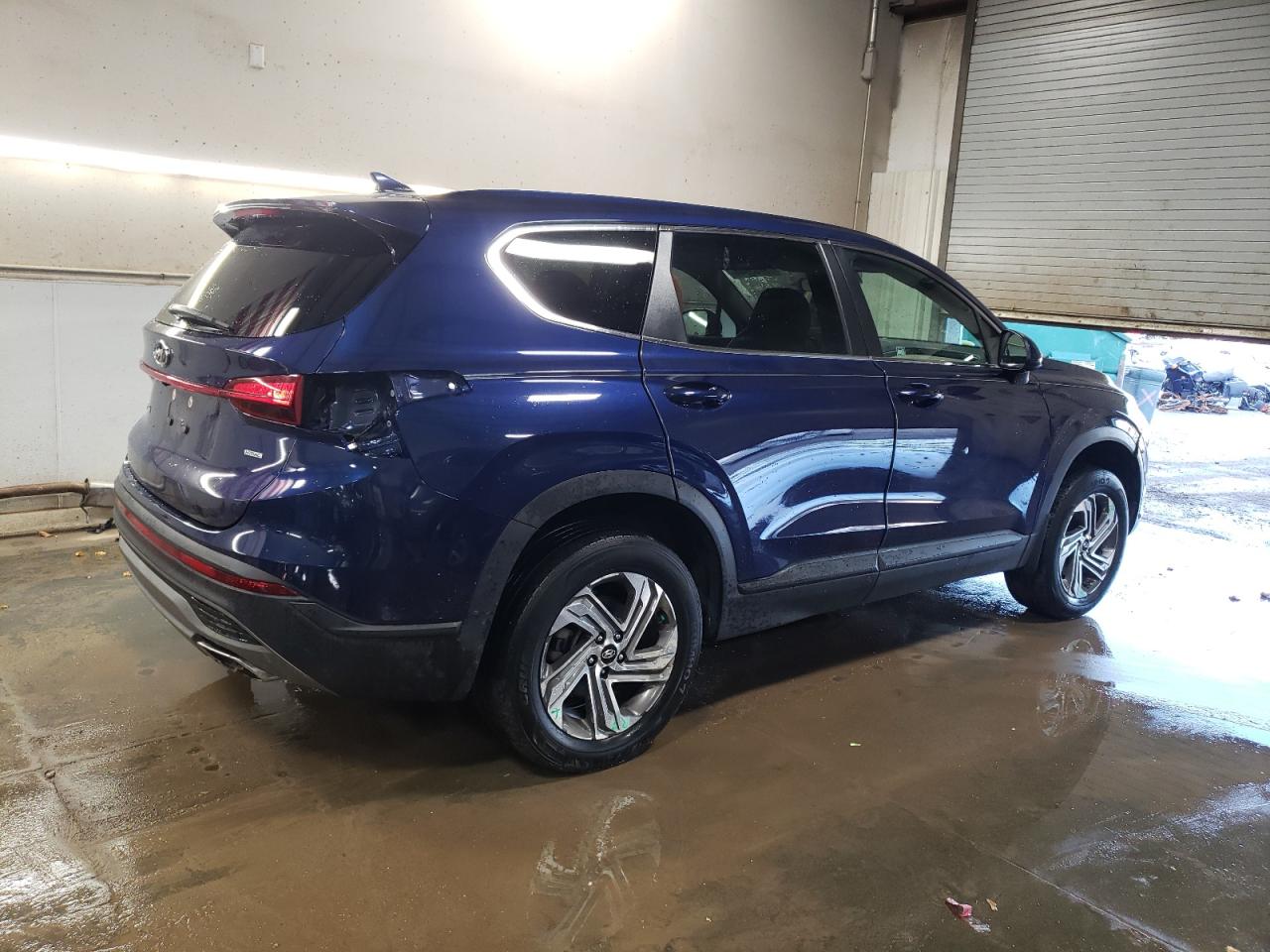 2022 Hyundai Santa Fe - Image 3