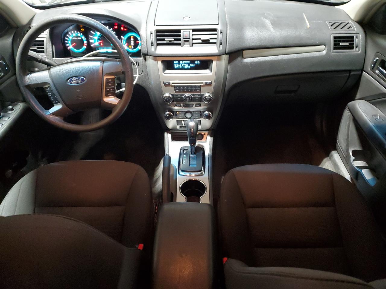 2010 Ford Fusion - Image 8