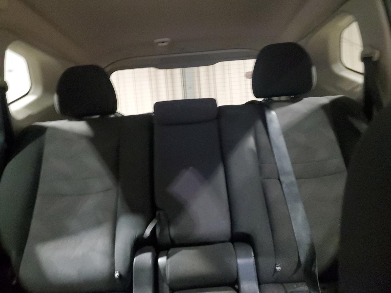 2016 Nissan Rogue - Image 10