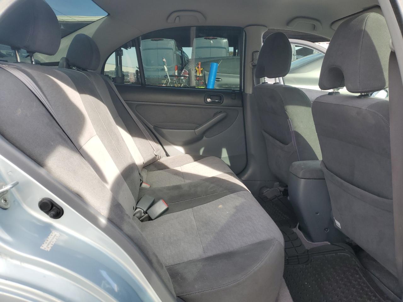 2005 Honda Civic - Image 10