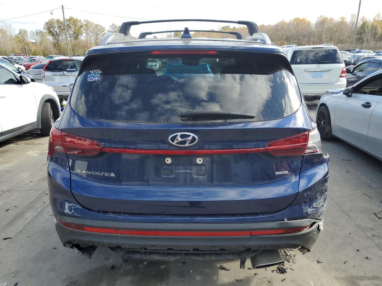 2022 Hyundai Santa Fe - Image 6
