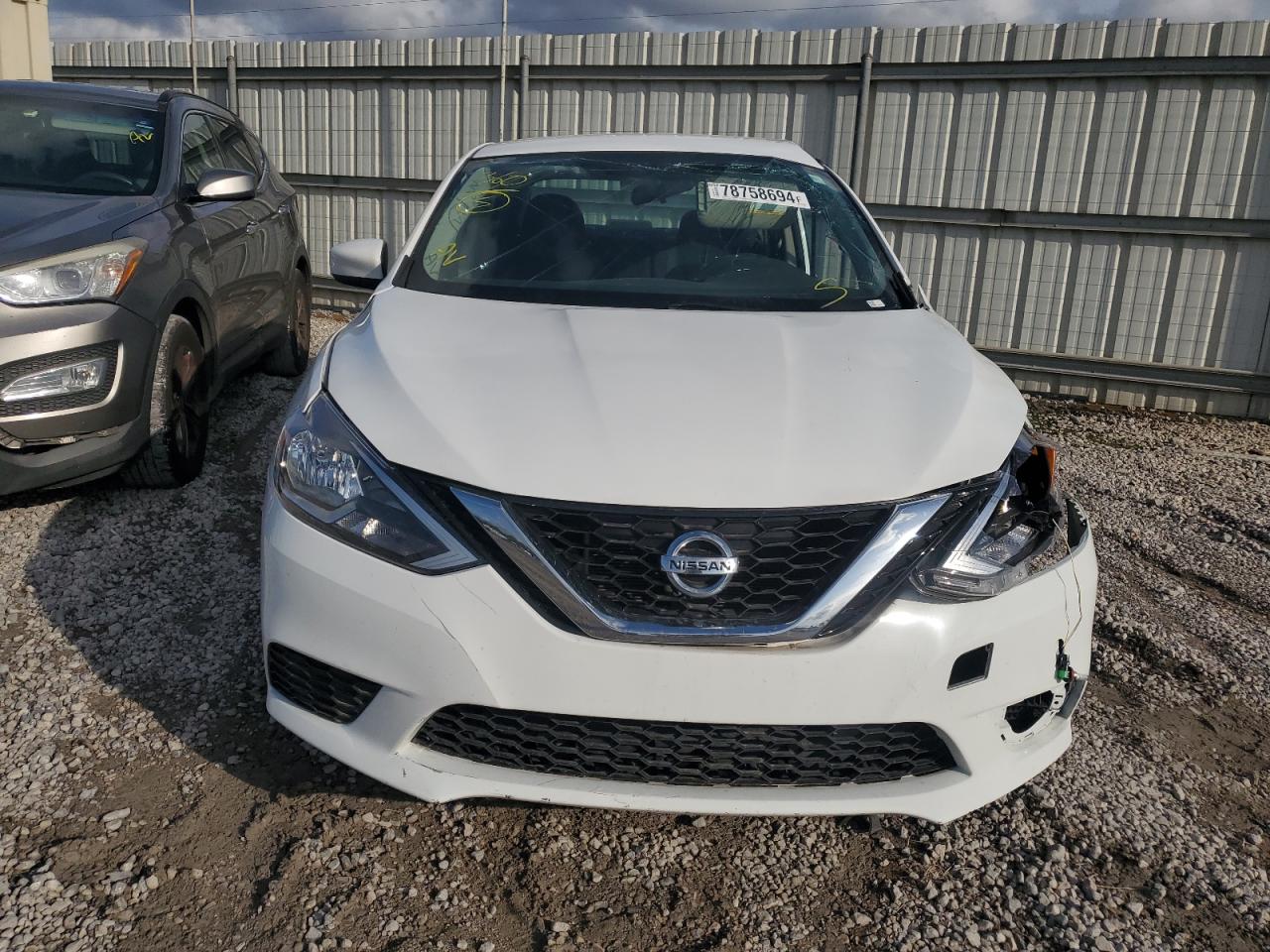 2017 Nissan Sentra - Image 5
