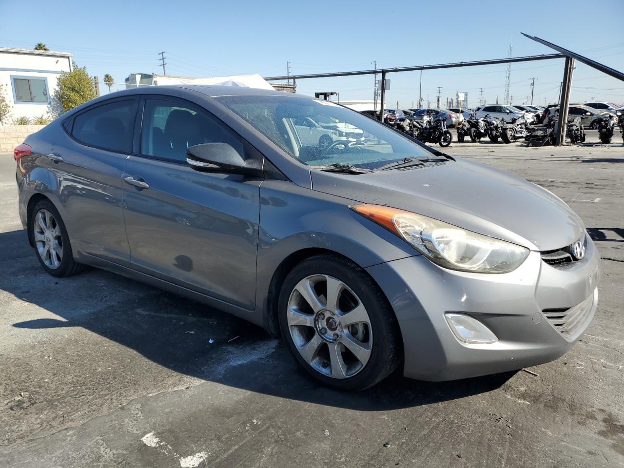 2013 Hyundai Elantra - Image 4