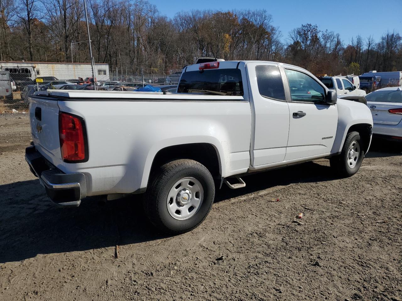 2016 Chevrolet Colorado - Image 3