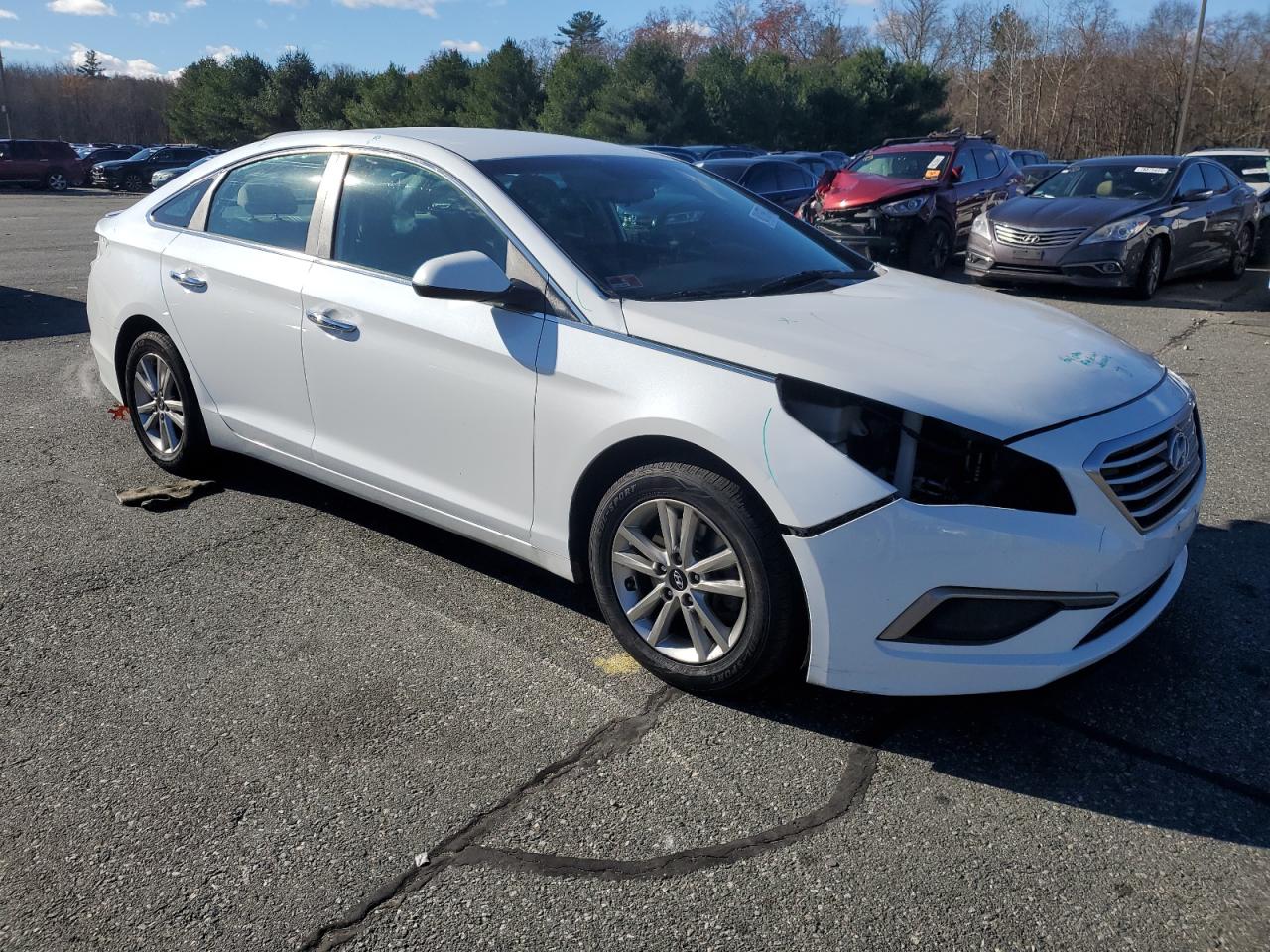 2016 Hyundai Sonata - Image 4
