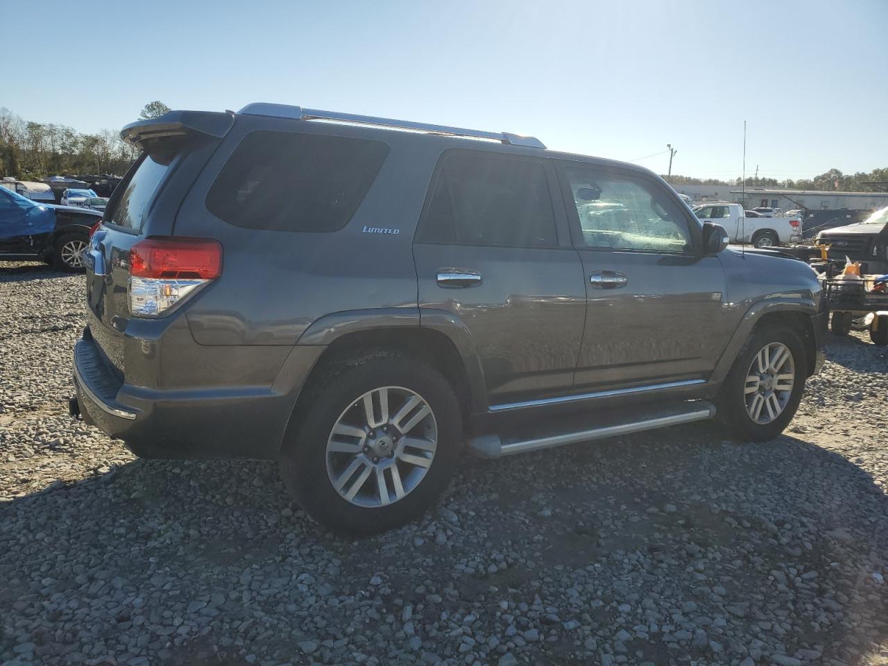 2010 Toyota 4Runner - Image 3