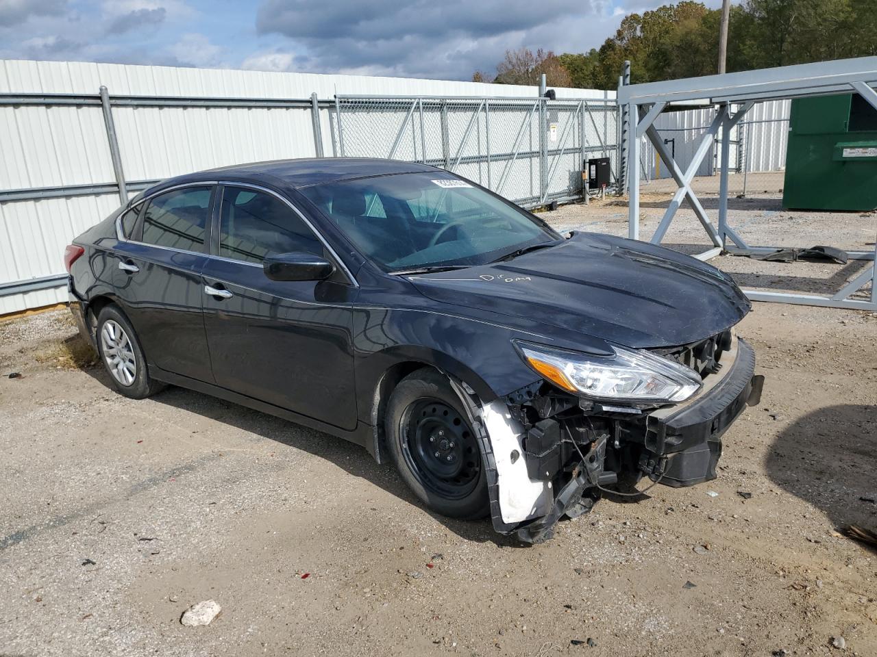 2018 Nissan Altima - Image 4