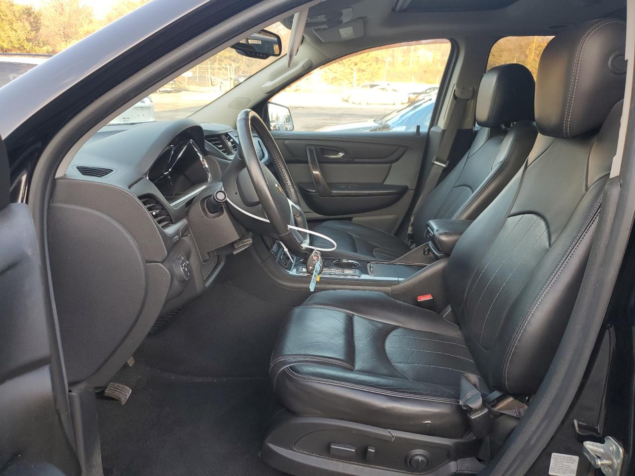 2017 Chevrolet Traverse - Image 7