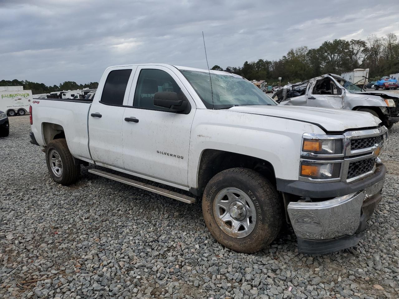 2014 Chevrolet Silverado - Image 4