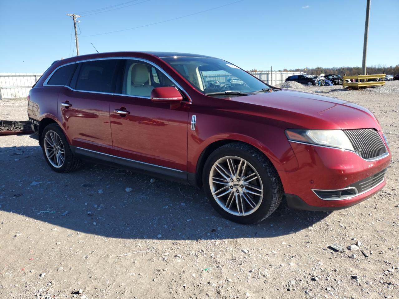 2014 Lincoln MKT - Image 4