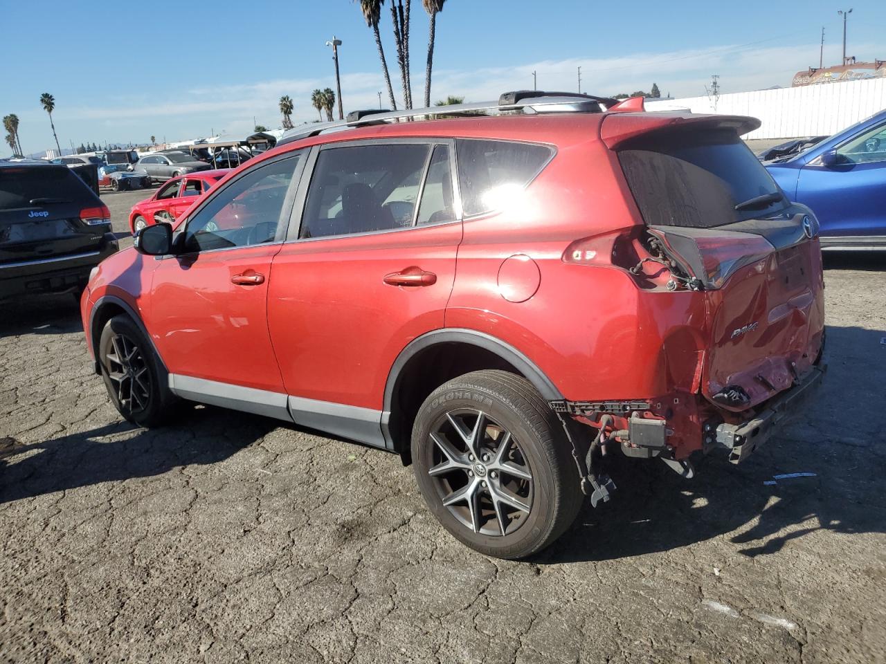 VIN JTMNFREV1HJ118626 2017 TOYOTA RAV4 no.2