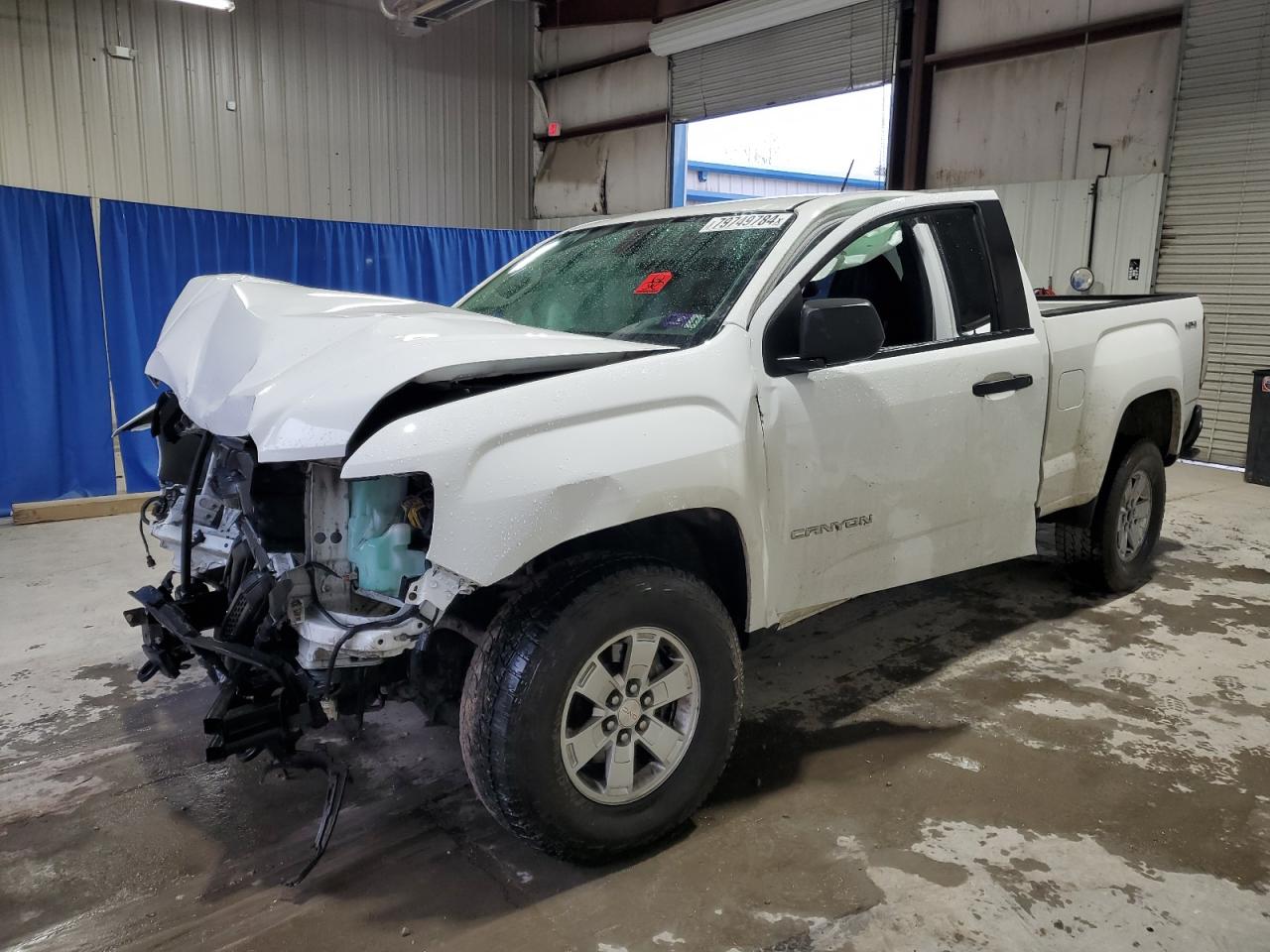 VIN 1GTH6BEN2L1160784 2020 GMC CANYON no.1