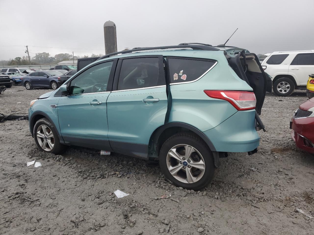 VIN 1FMCU0GX1DUC67663 2013 FORD ESCAPE no.2