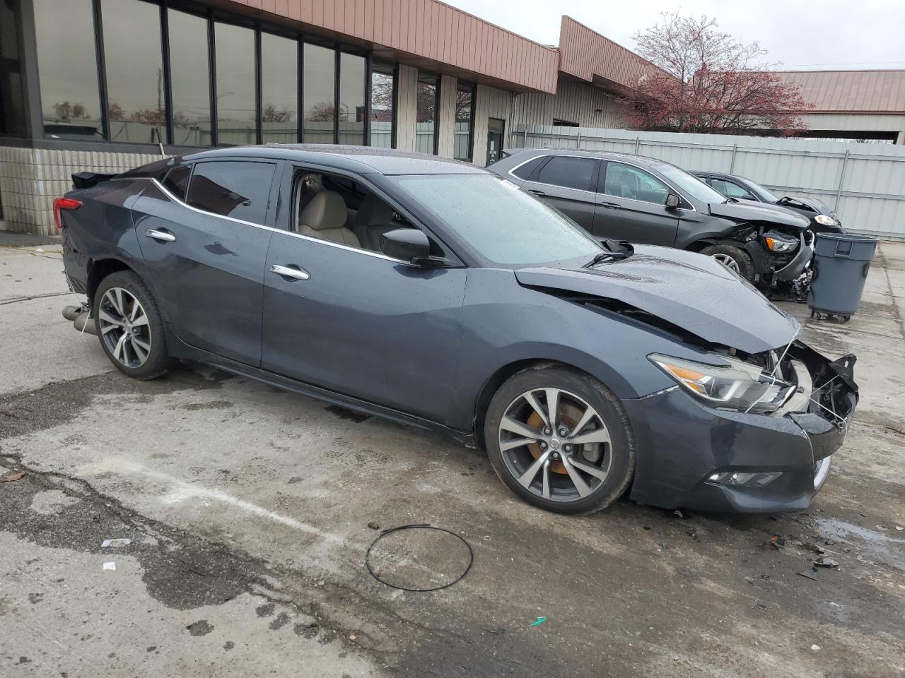 2016 Nissan Maxima - Image 4