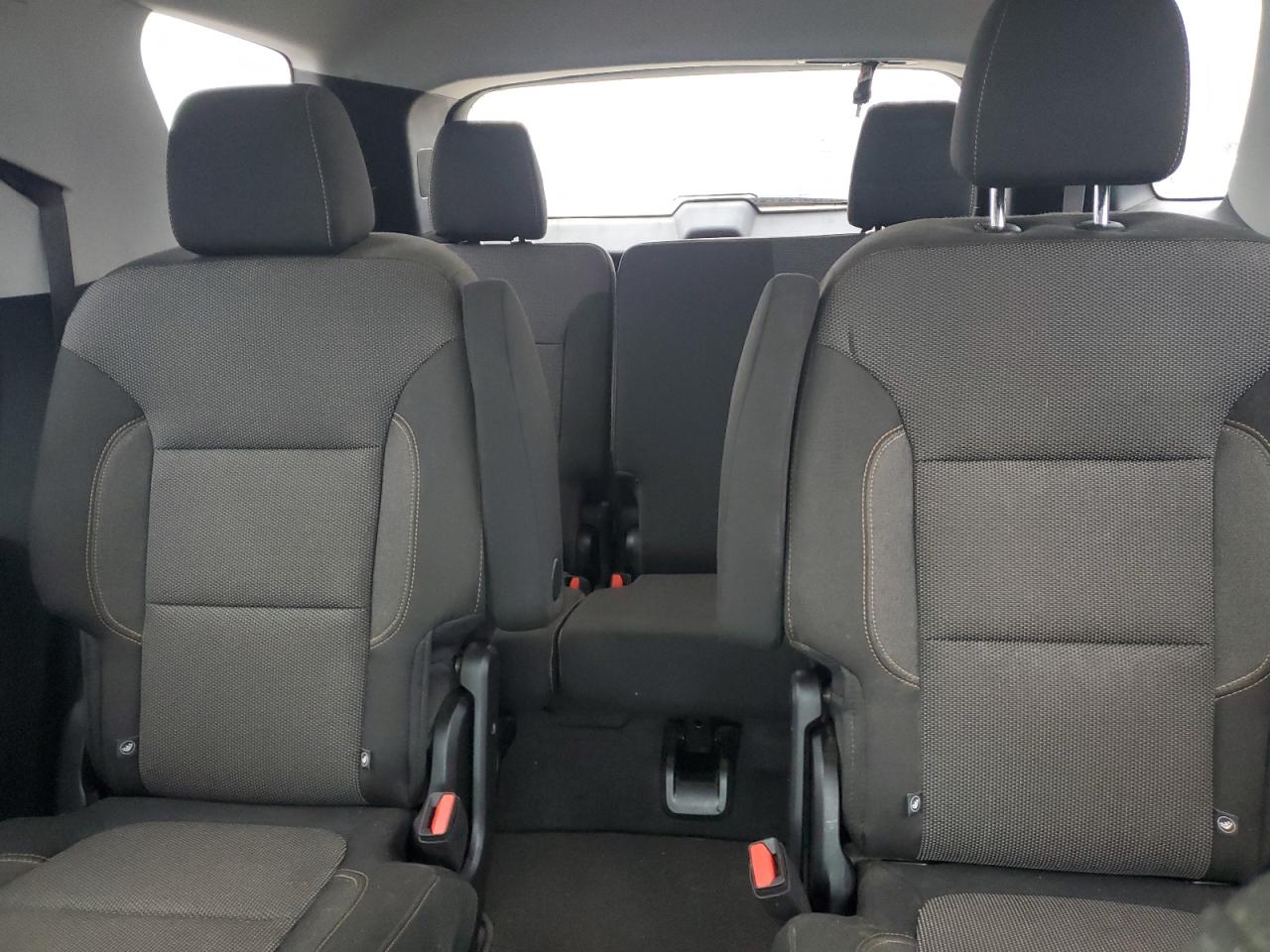 2020 Chevrolet Traverse - Image 10