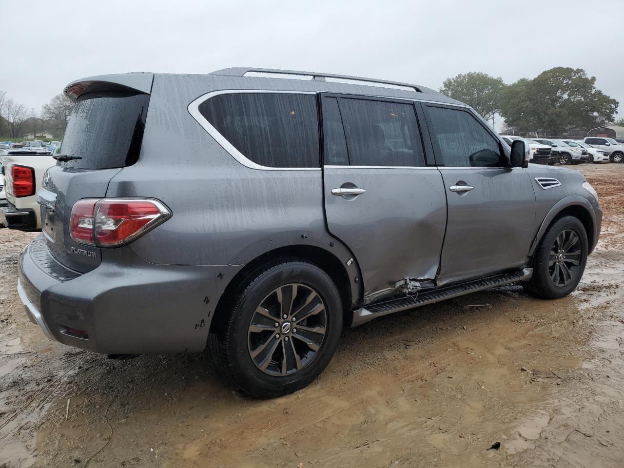 2017 Nissan Armada - Image 3